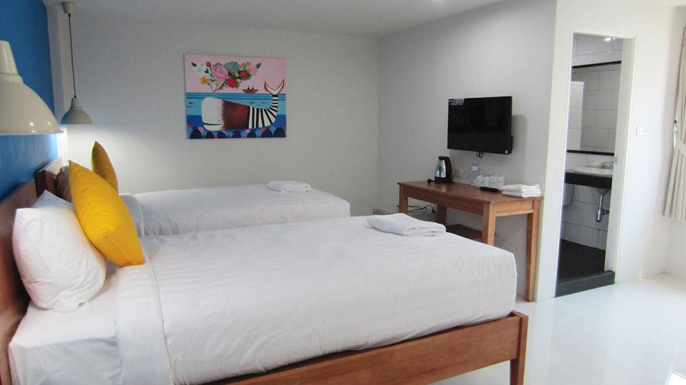 Tiya House Rooms & Cafe Krabi Exterior photo